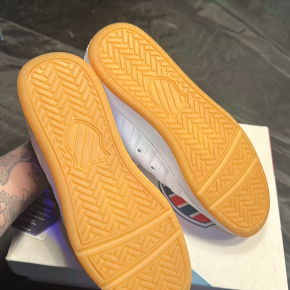 K.SWISS - Picture 3 of 4